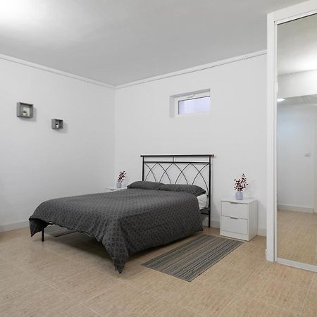 Rr Villa Monforte del Cid Экстерьер фото